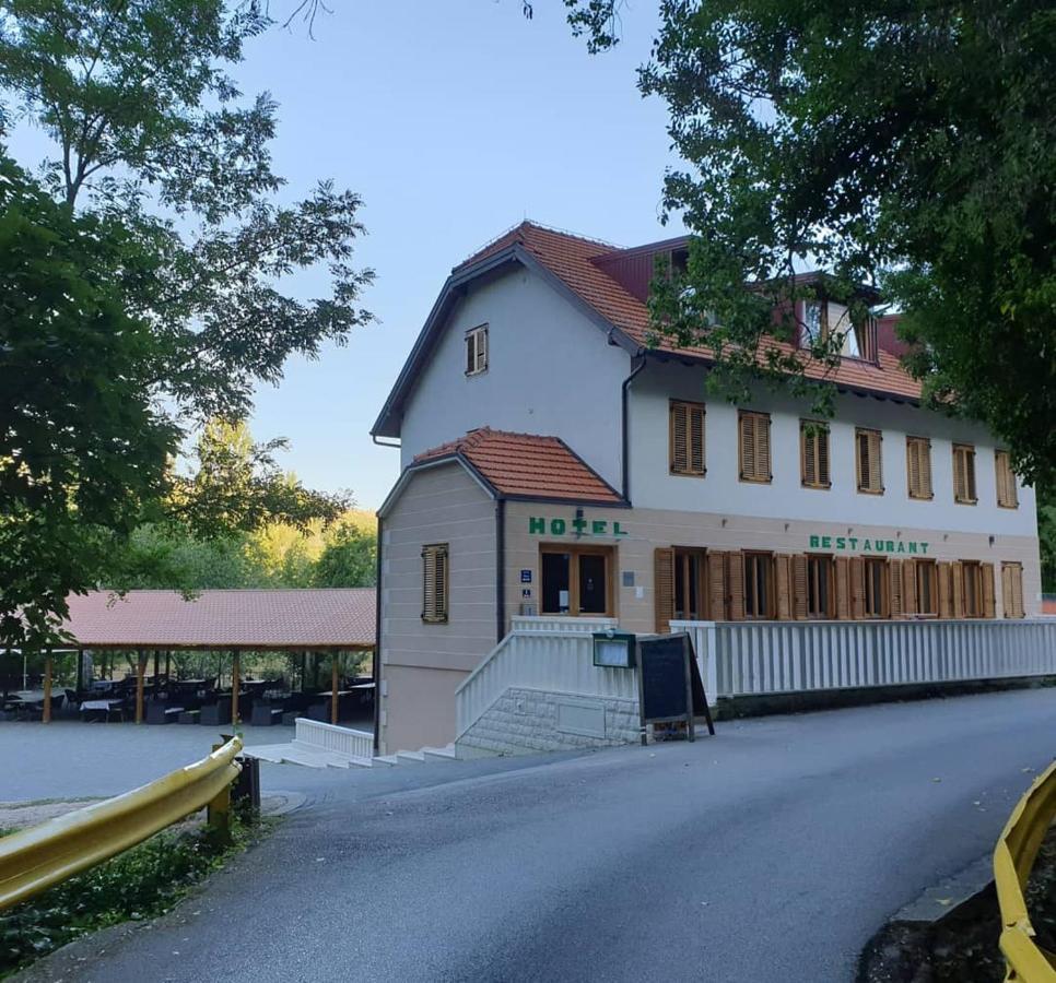 Hotel Roski Slap Drniš Exterior foto